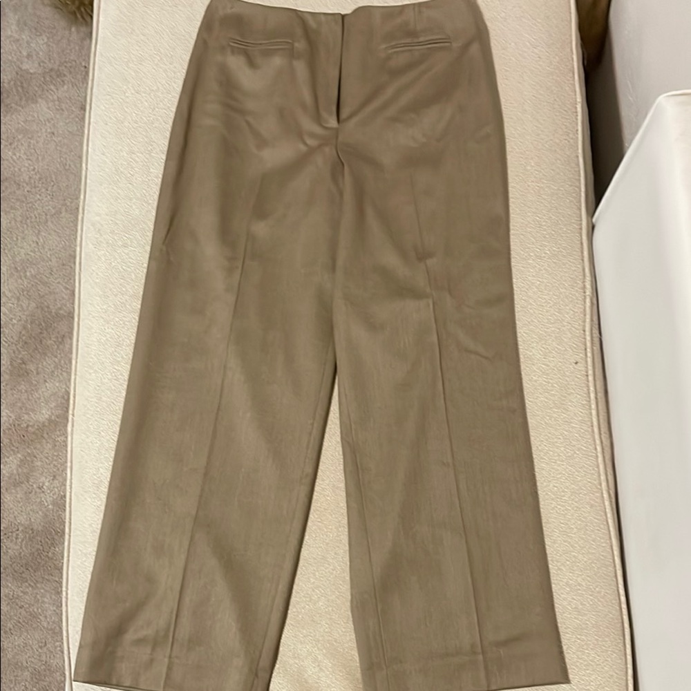 Talbots Petites tan wide leg stretch trousers. Size 10.